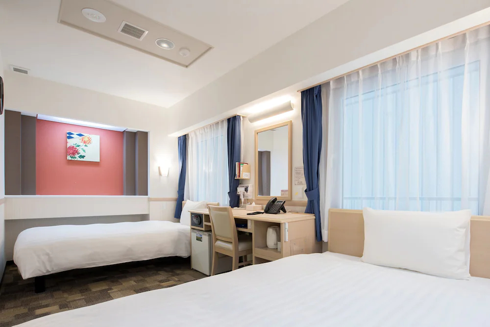 Toyoko Inn Biwako-Sen Minami-Kusatsu-Eki Nishi-Guchi