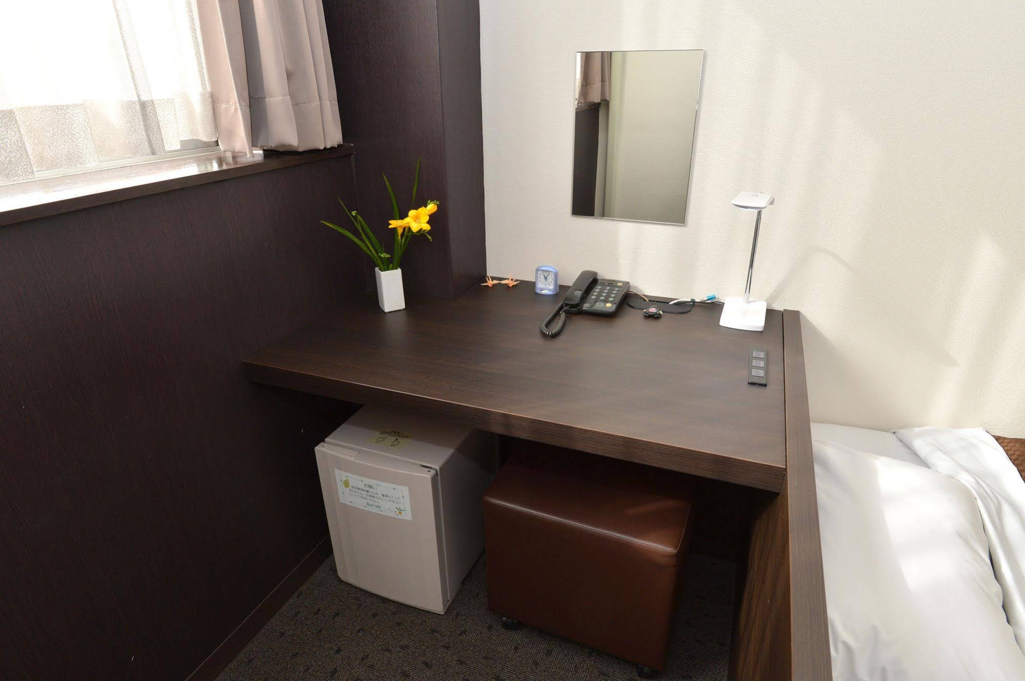 Bussiness Hotel BL Kuwana