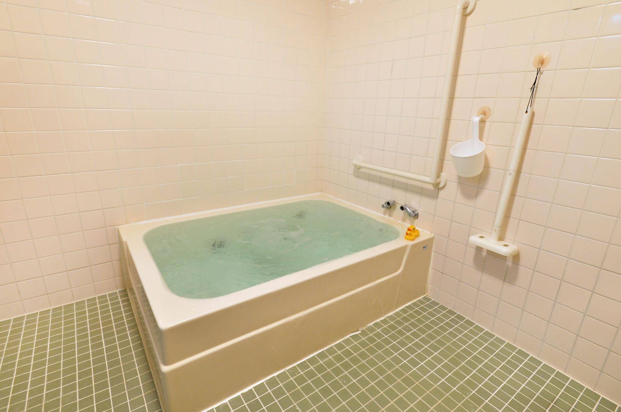 Bussiness Hotel BL Kuwana