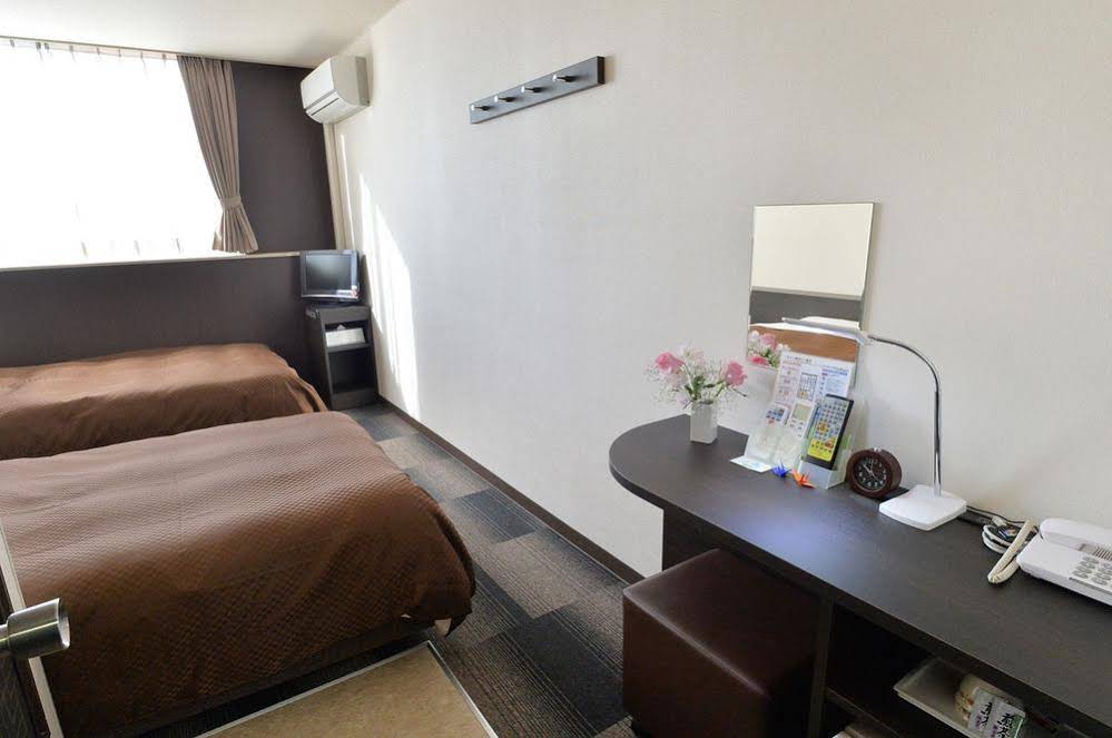 Bussiness Hotel BL Kuwana