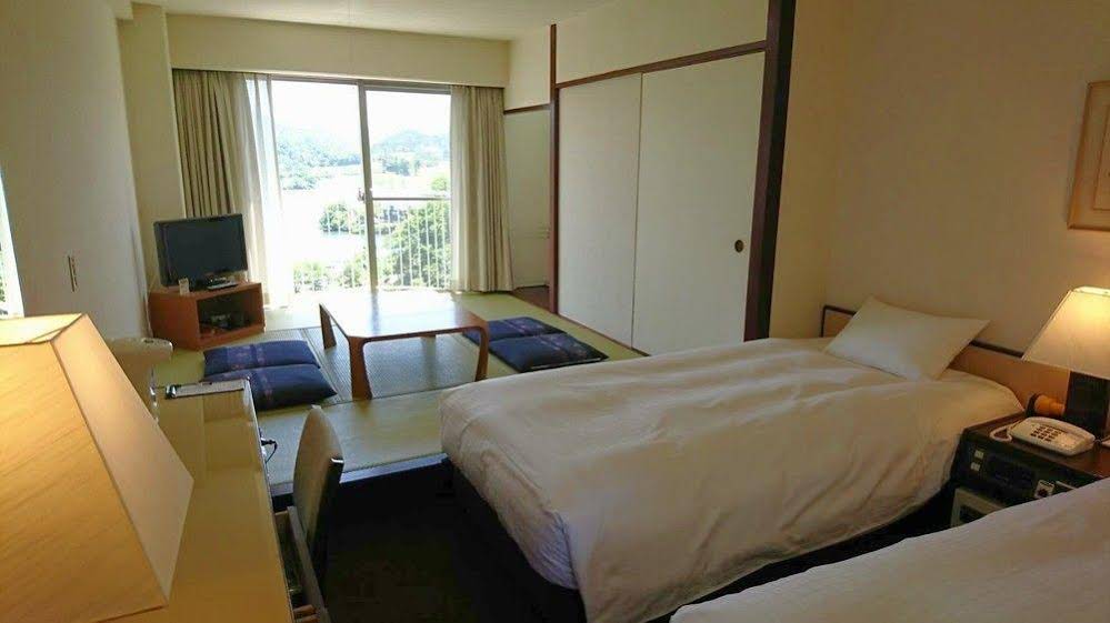 Resorpia Kumihama