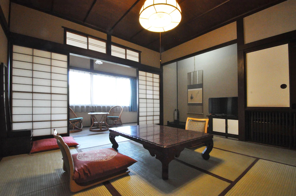 Higashiishikawa Ryokan