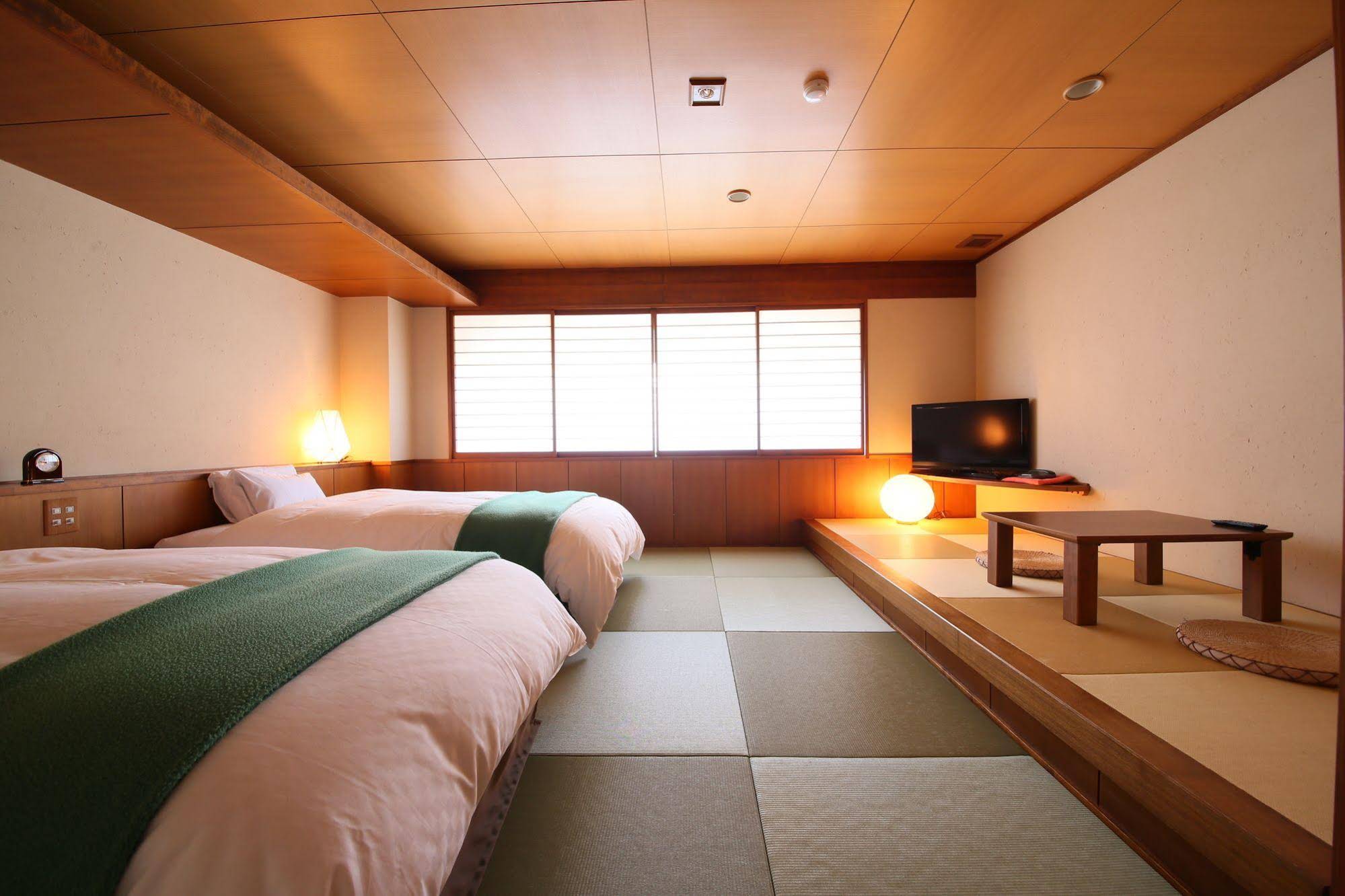 Tamanoyu Ryokan