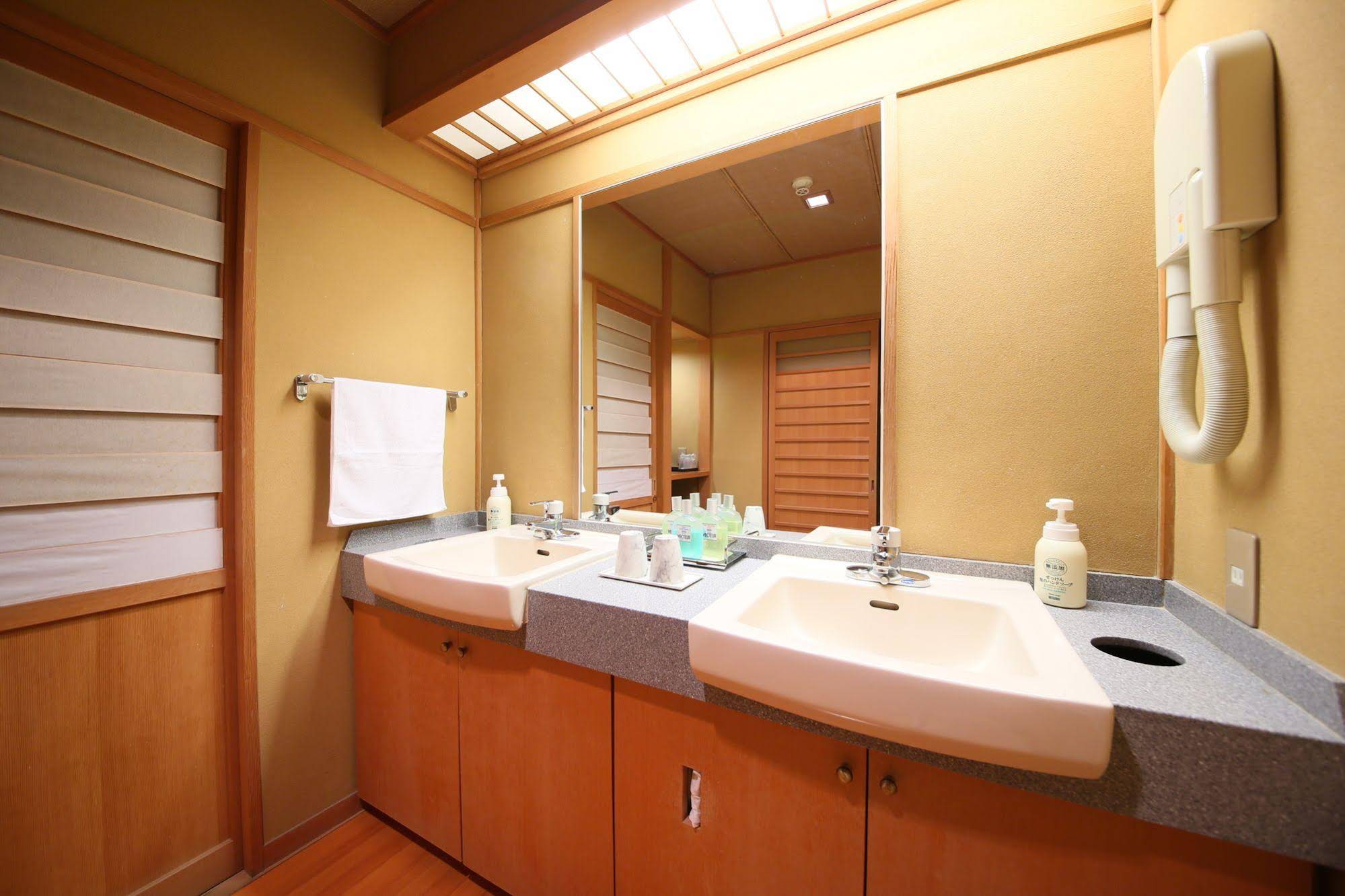 Tamanoyu Ryokan