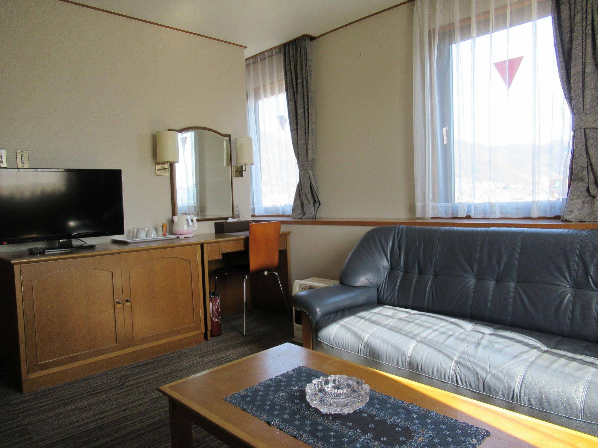 Center Hotel Mihara