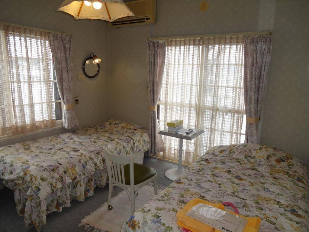Ishiuchi Pension Bruges