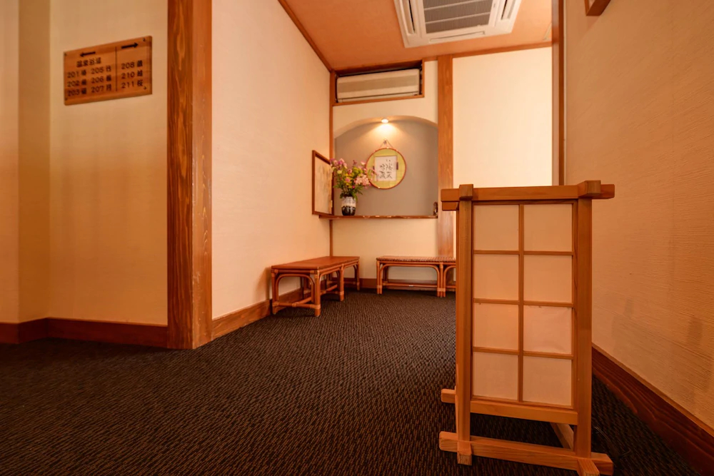 Muikamachi Onsenkyo Kinseikan Grace Court