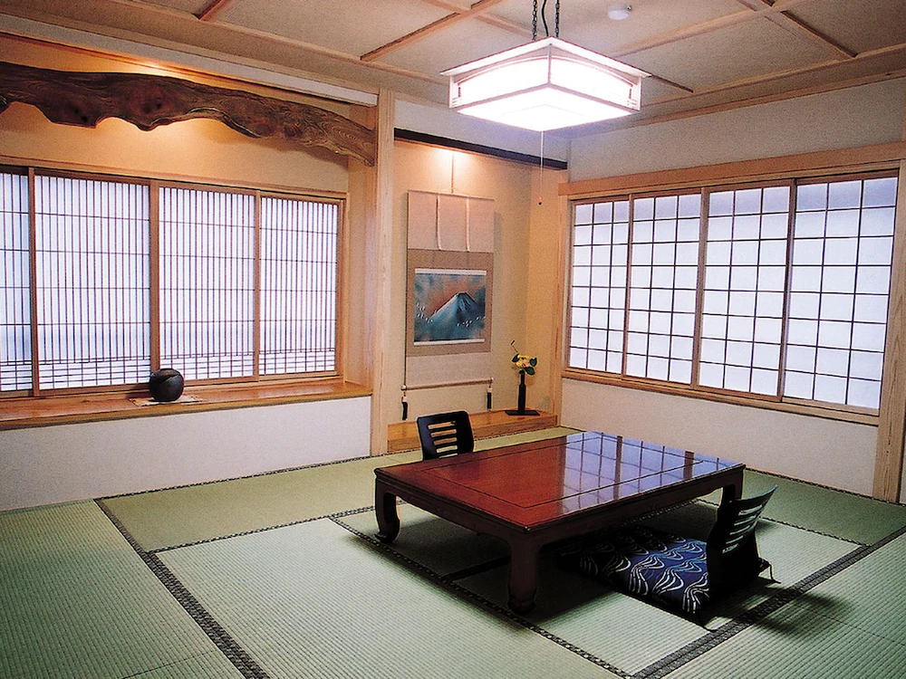 Muikamachi Onsenkyo Kinseikan Grace Court