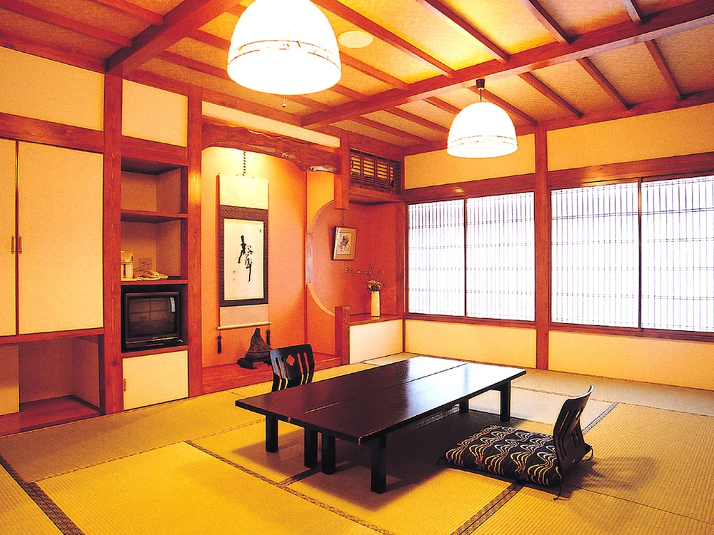 Muikamachi Onsenkyo Kinseikan Grace Court
