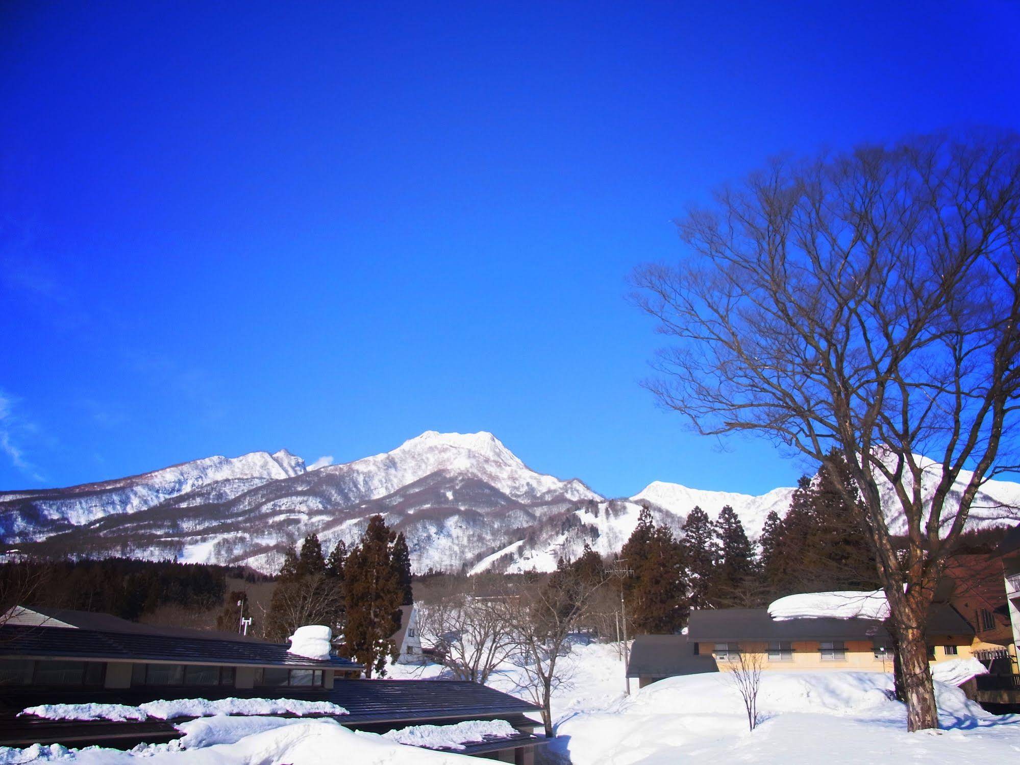 Akakura Hotel & Annex