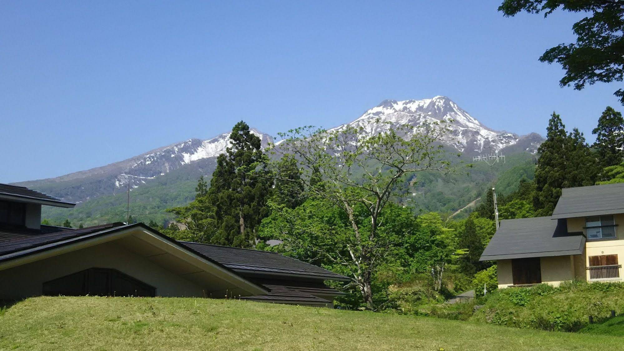 Akakura Hotel & Annex