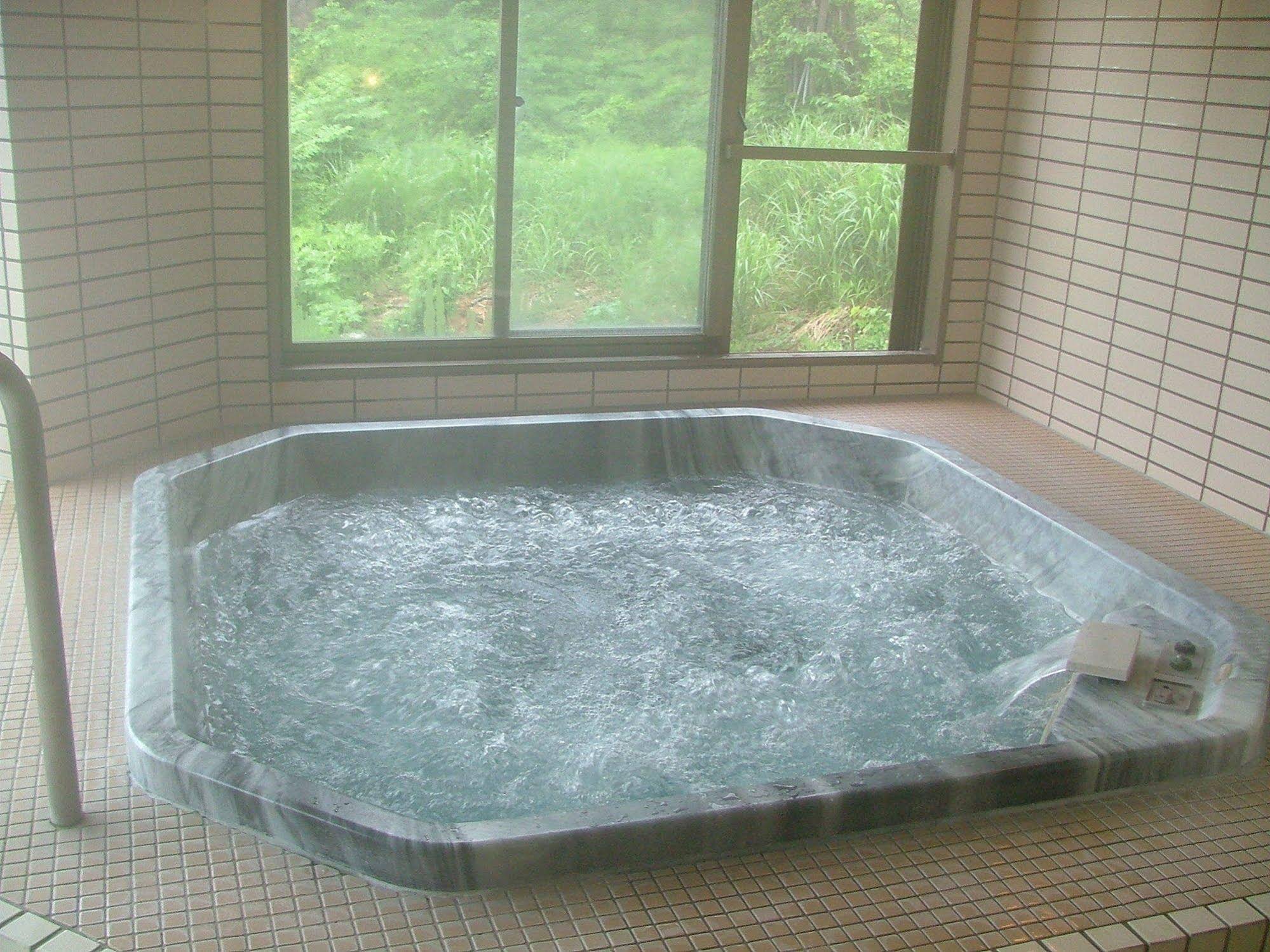 Akakura Hotel & Annex
