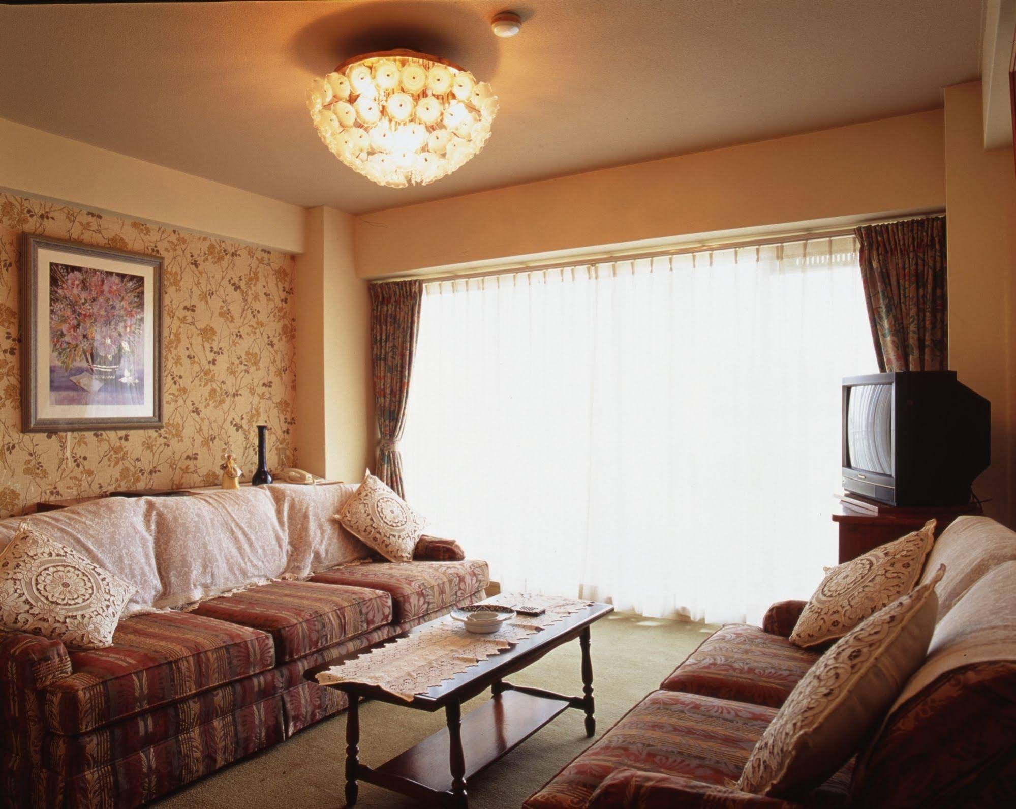 Akakura Hotel & Annex
