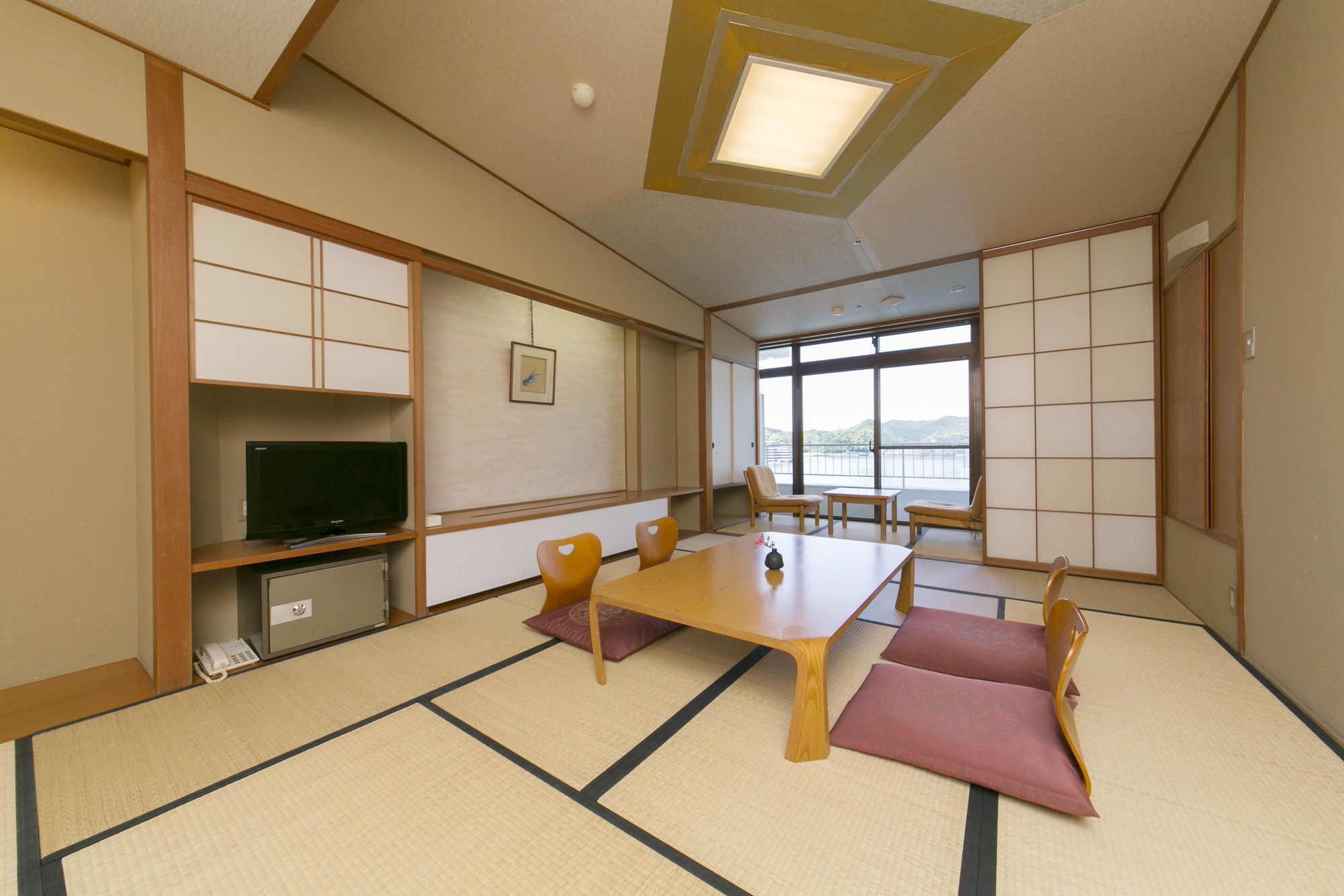 Hotel Urashima Honkan
