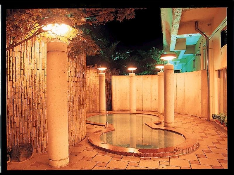 Shirokiya Grand Hotel