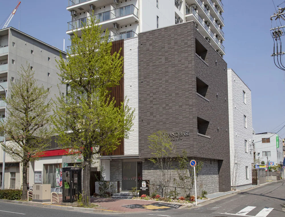 Grand Base Nagoya Ekinishi