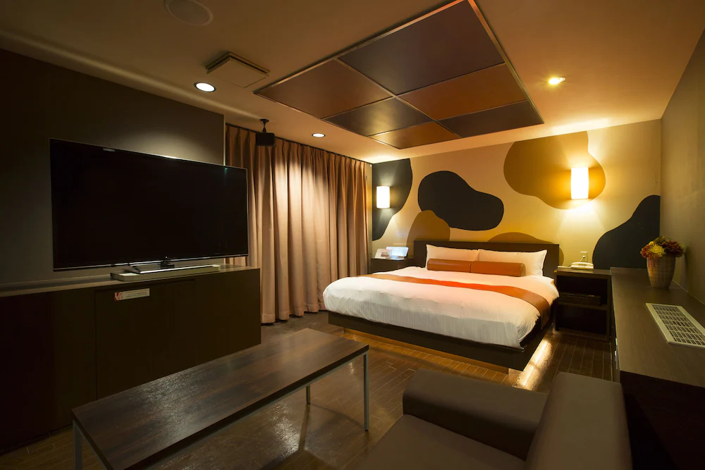 Hotel Love