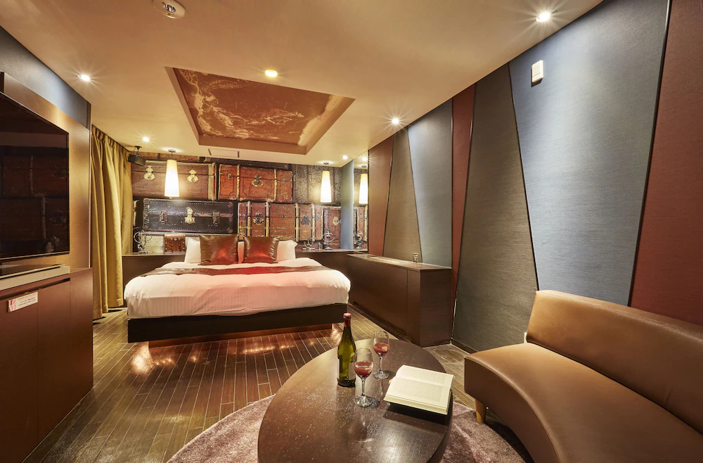 Hotel Love