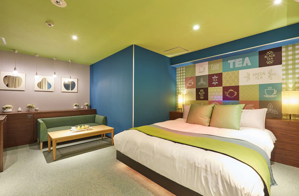Hotel Love