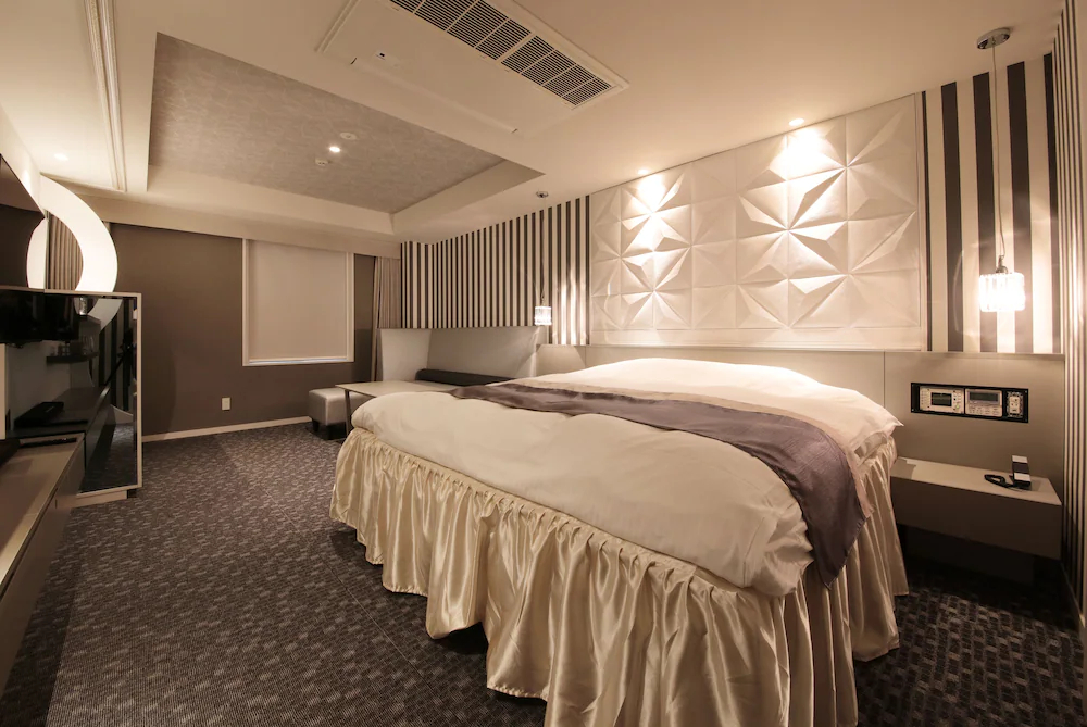 N Hotel