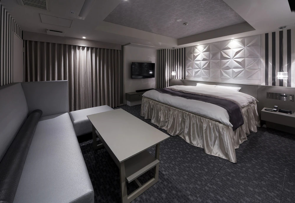 N Hotel
