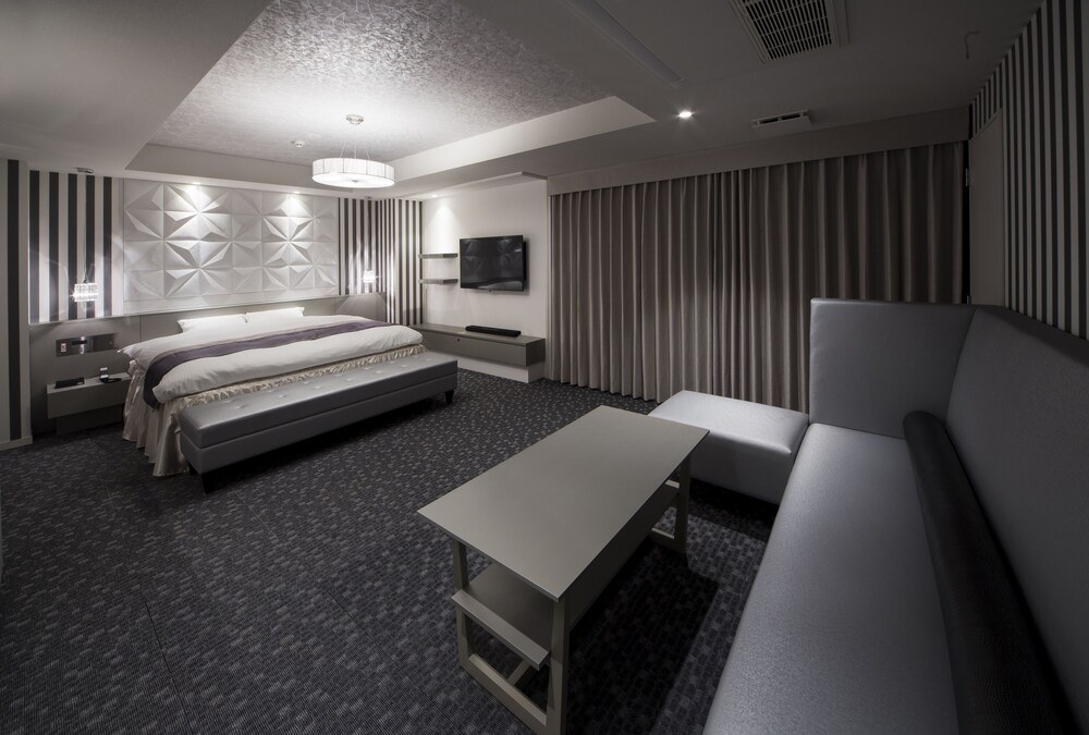 N Hotel