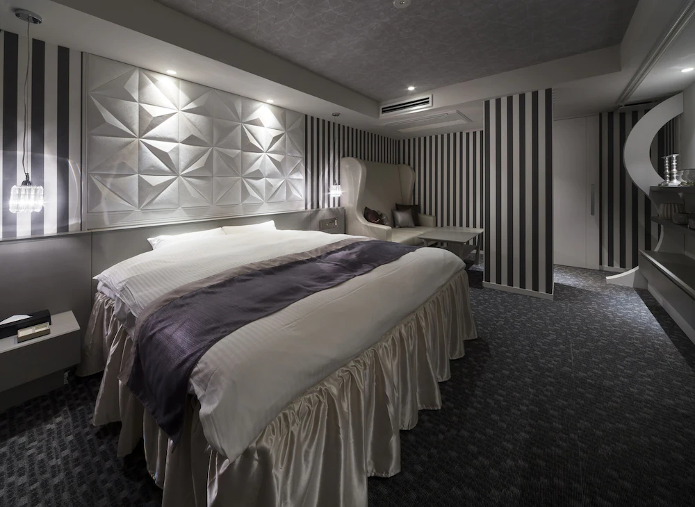 N Hotel