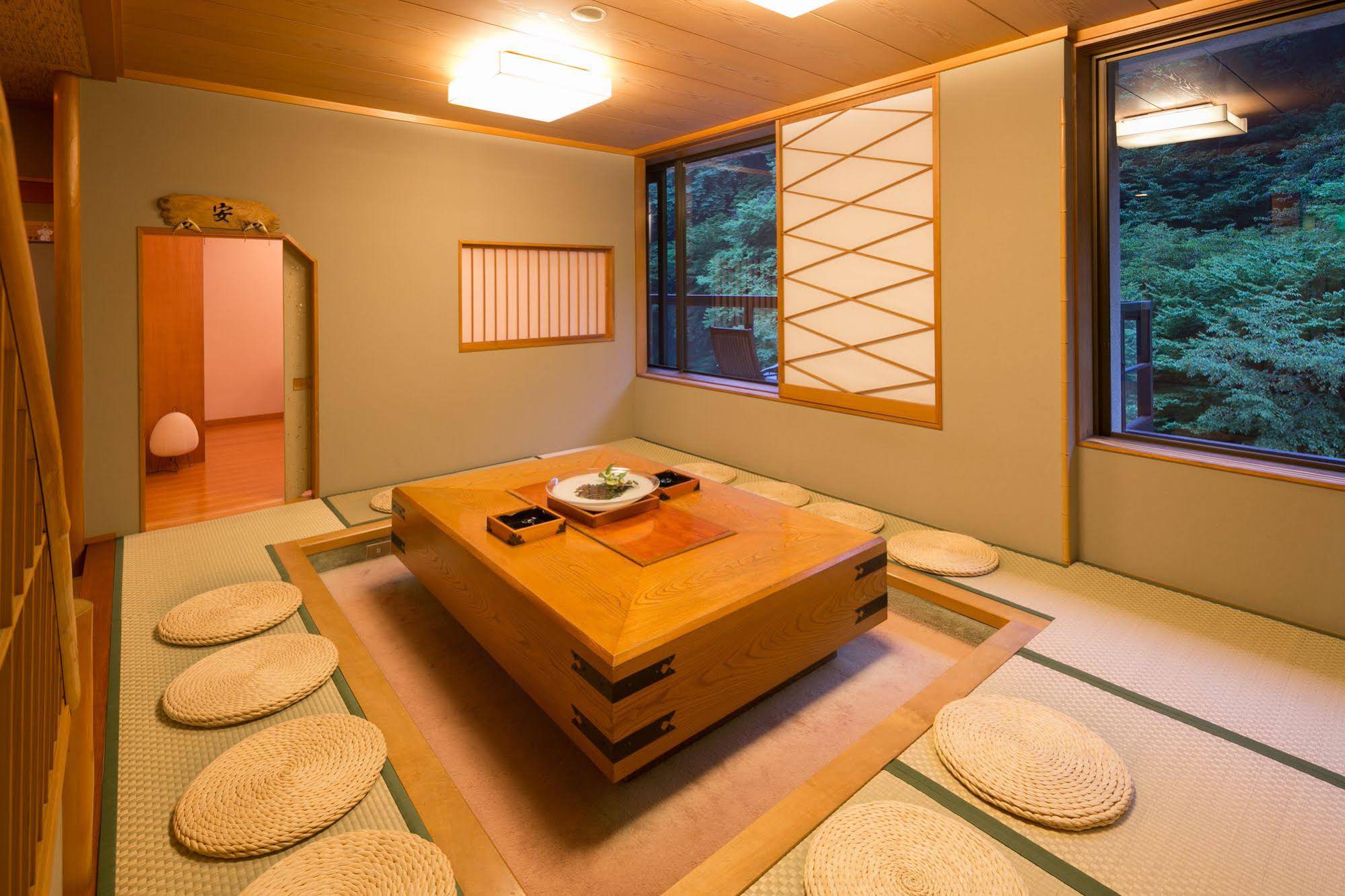Toshimaya
