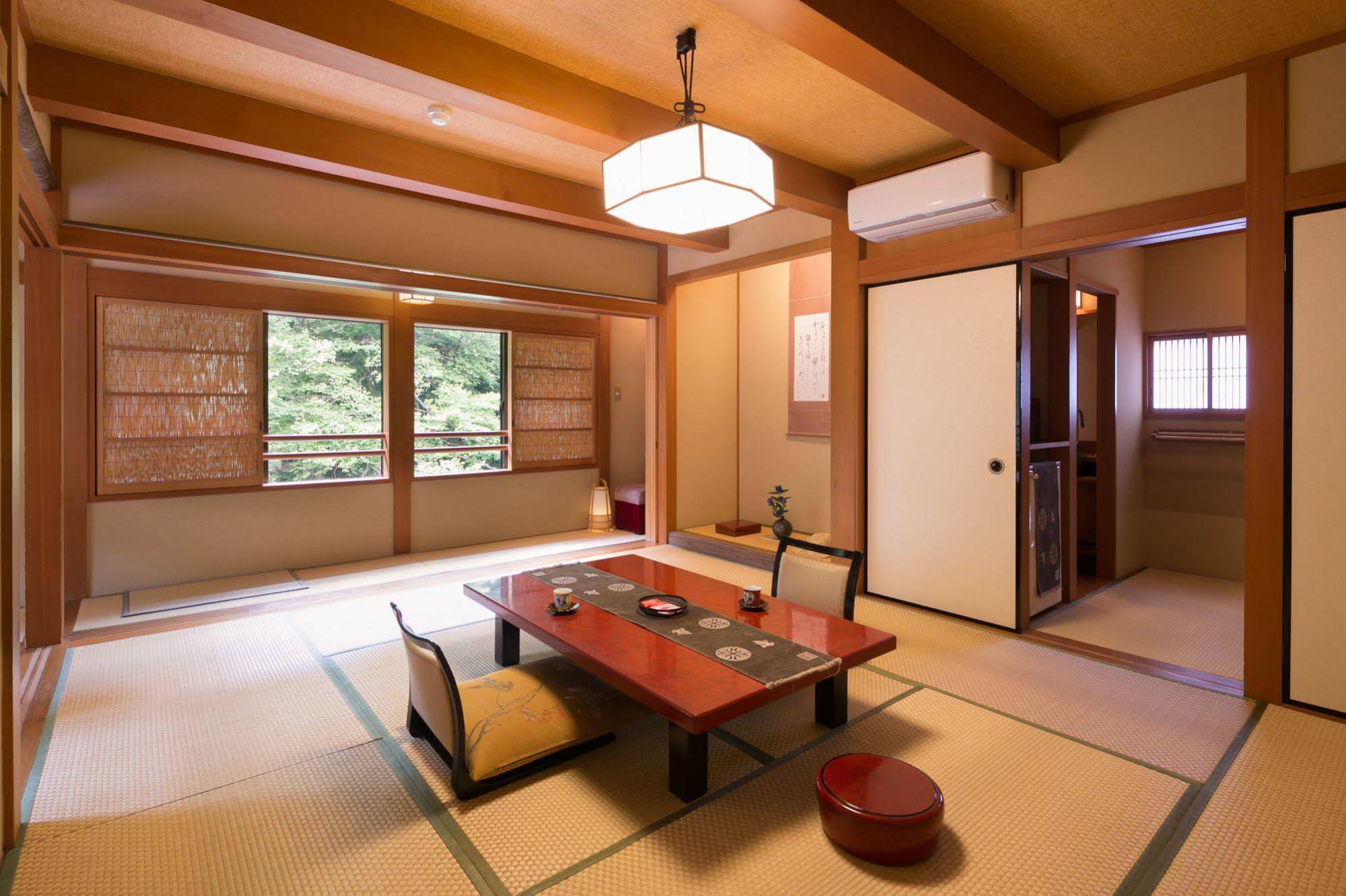 Toshimaya