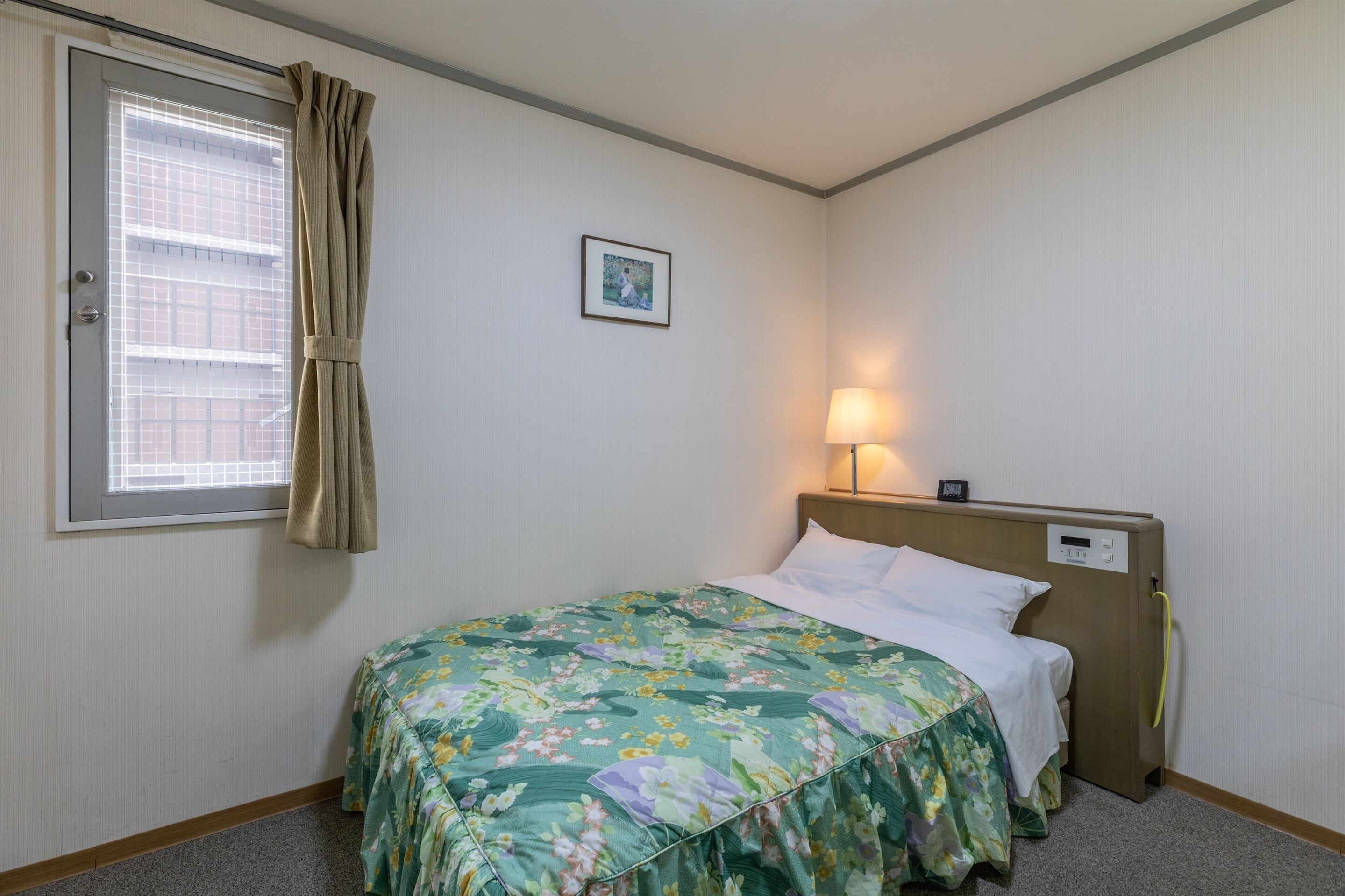 Tabist Business Hotel Takamado Shin-Omiya by OYO