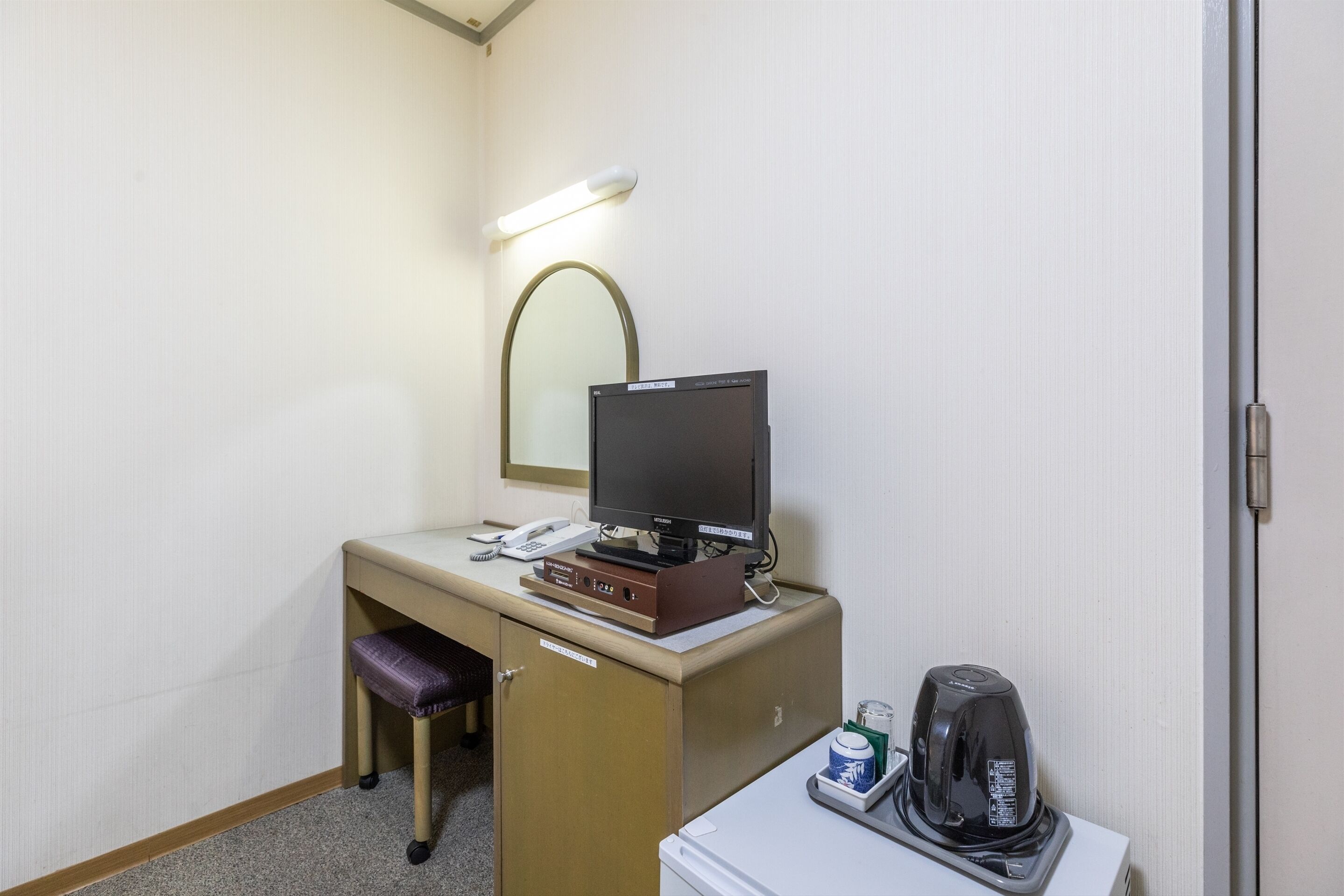 Tabist Business Hotel Takamado Shin-Omiya by OYO
