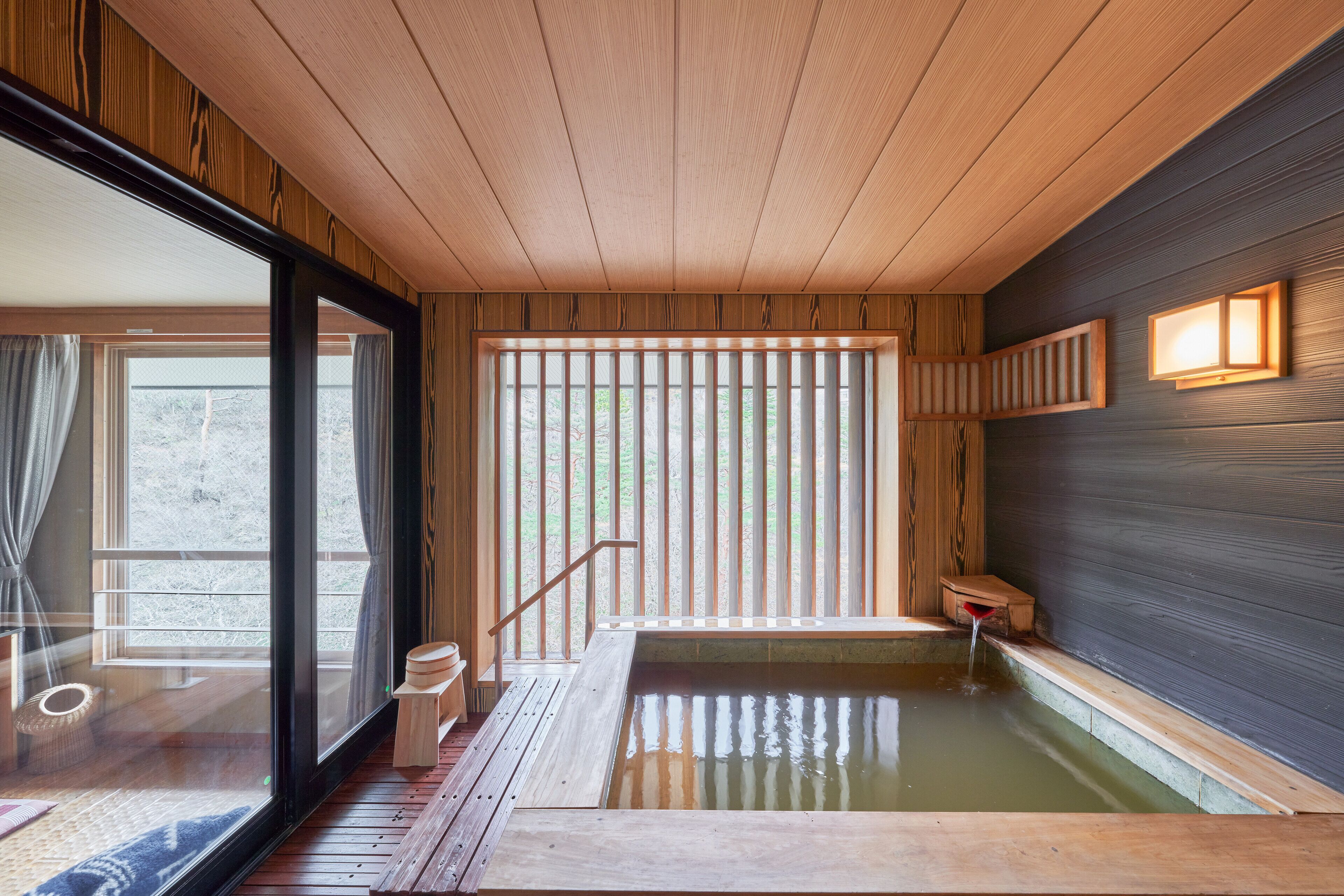 Nikko Garden Hotel