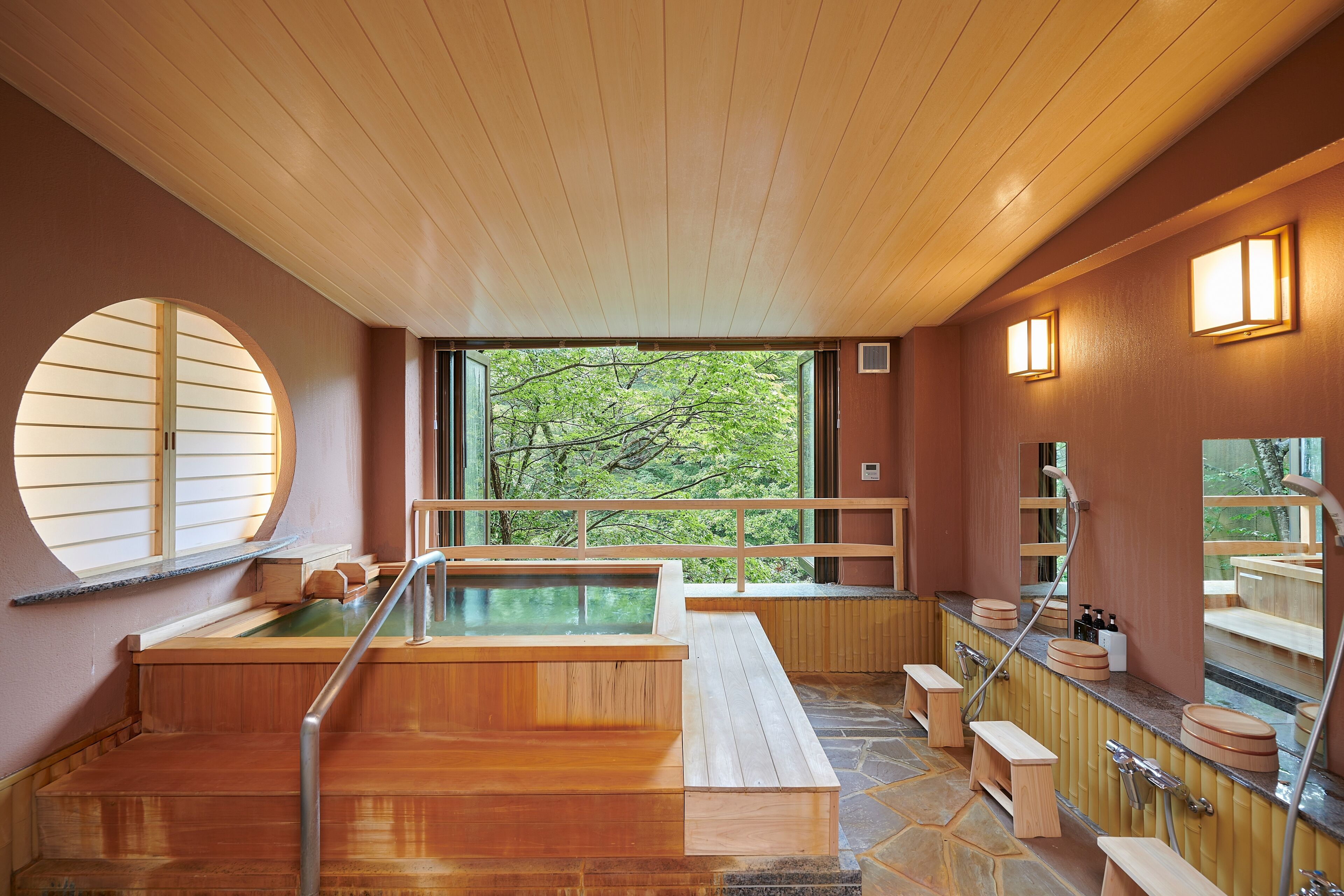 Nikko Garden Hotel