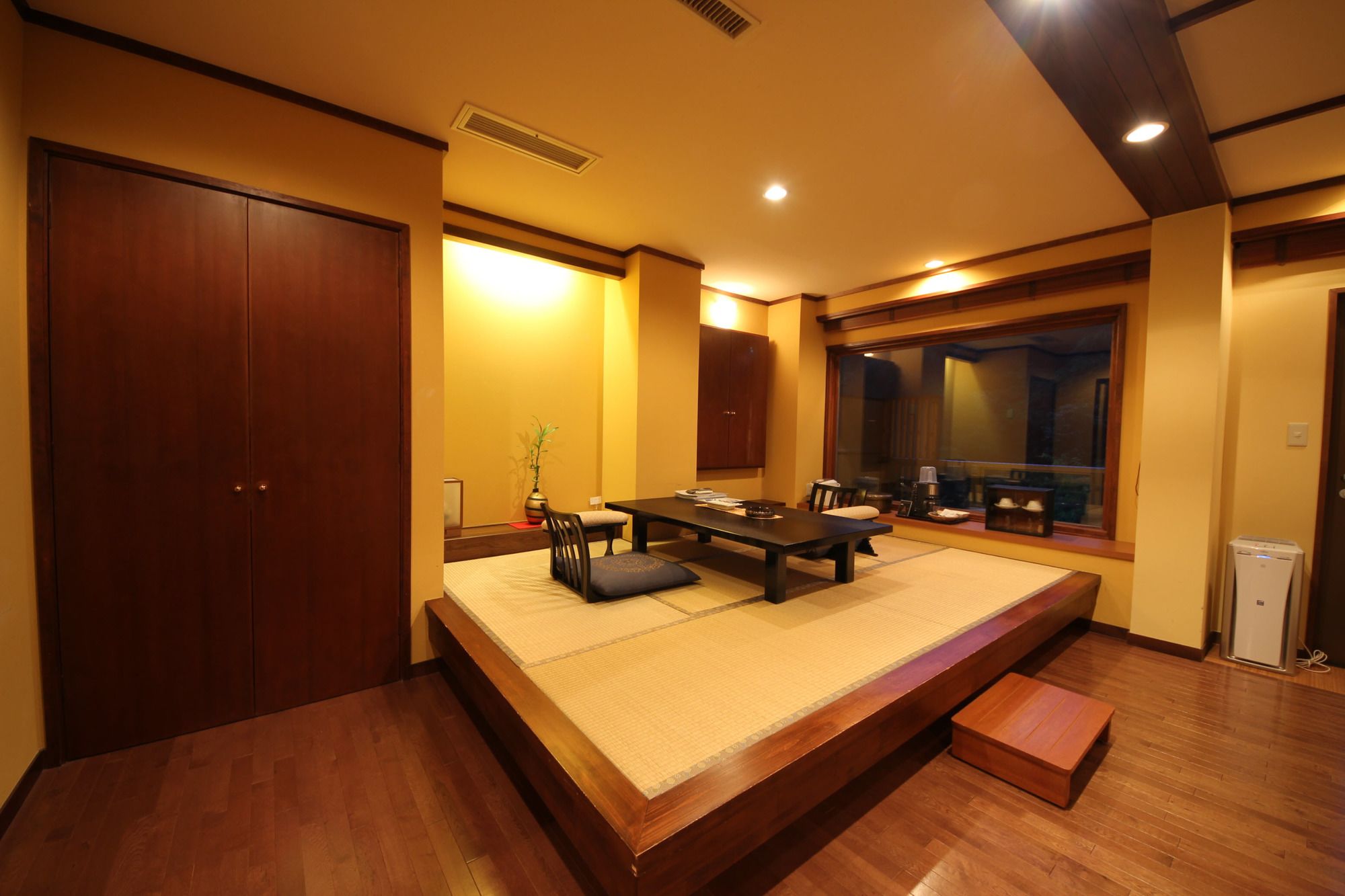 Okunoin Hotel Tokugawa