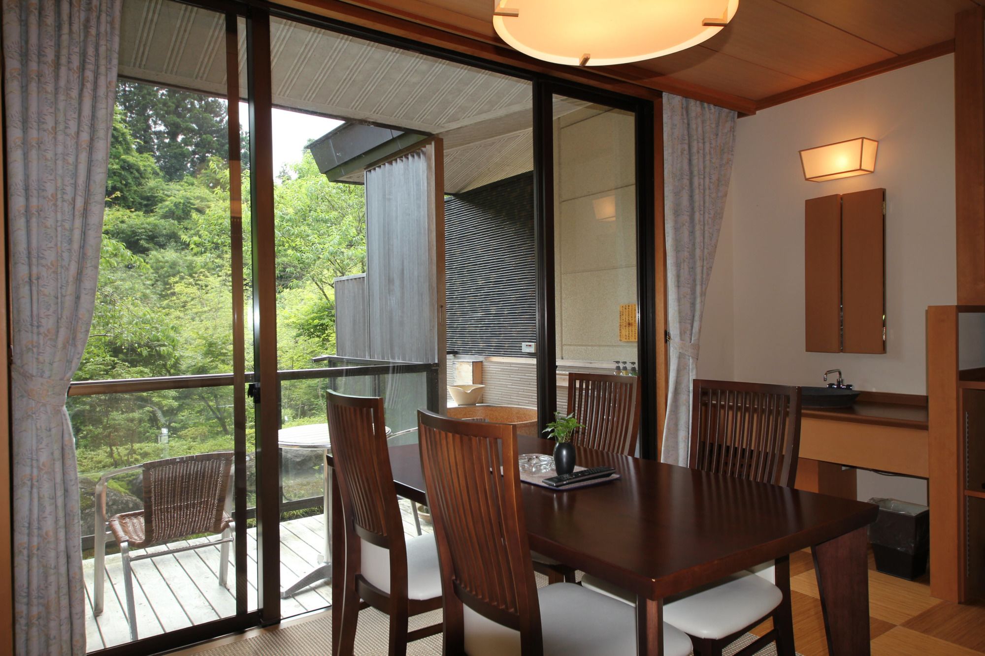 Okunoin Hotel Tokugawa