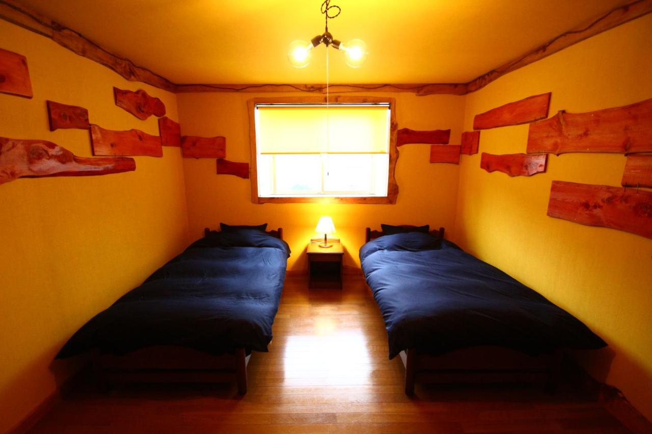 Lodge Mondo