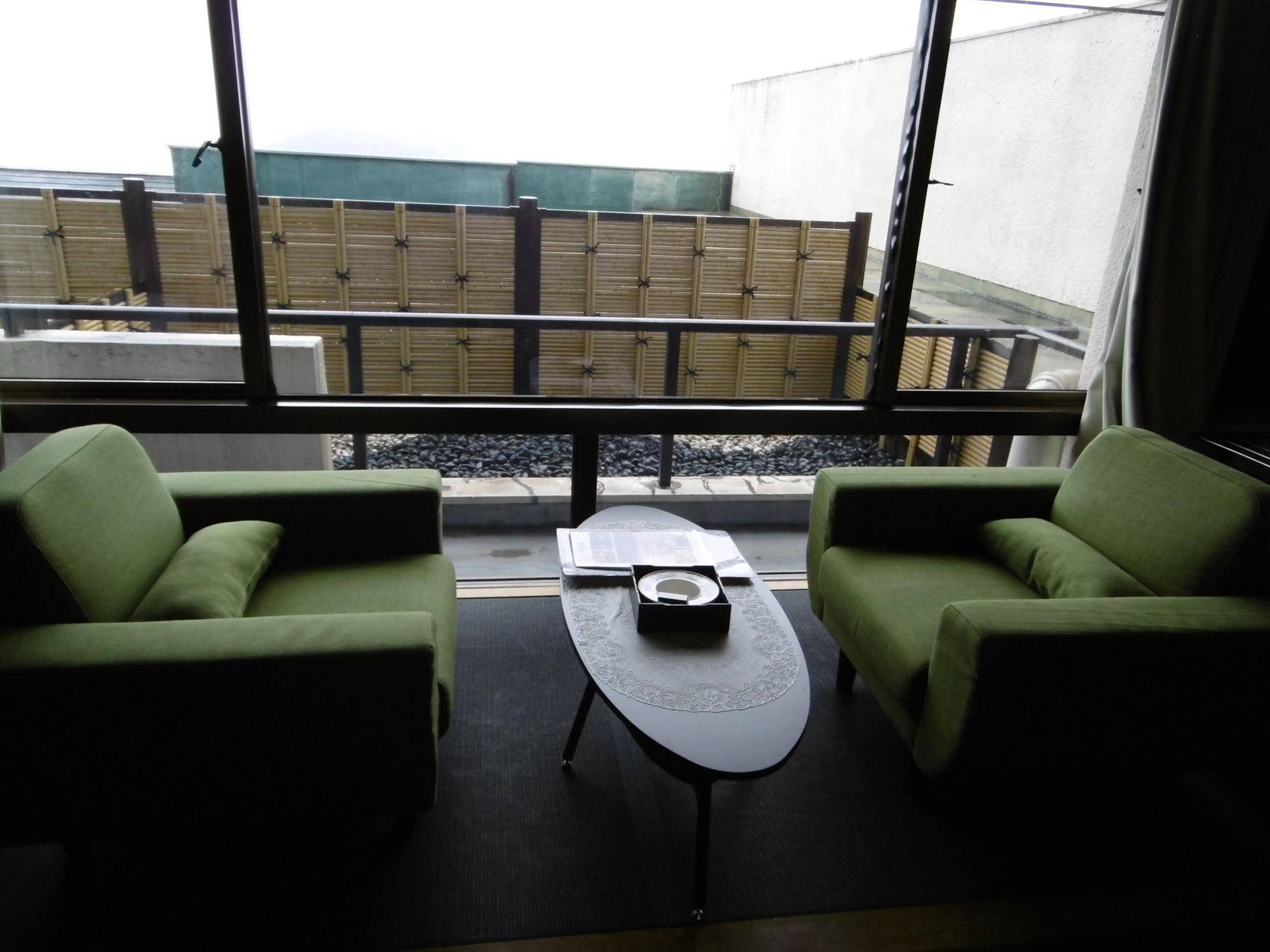 Kirakankou Hotel