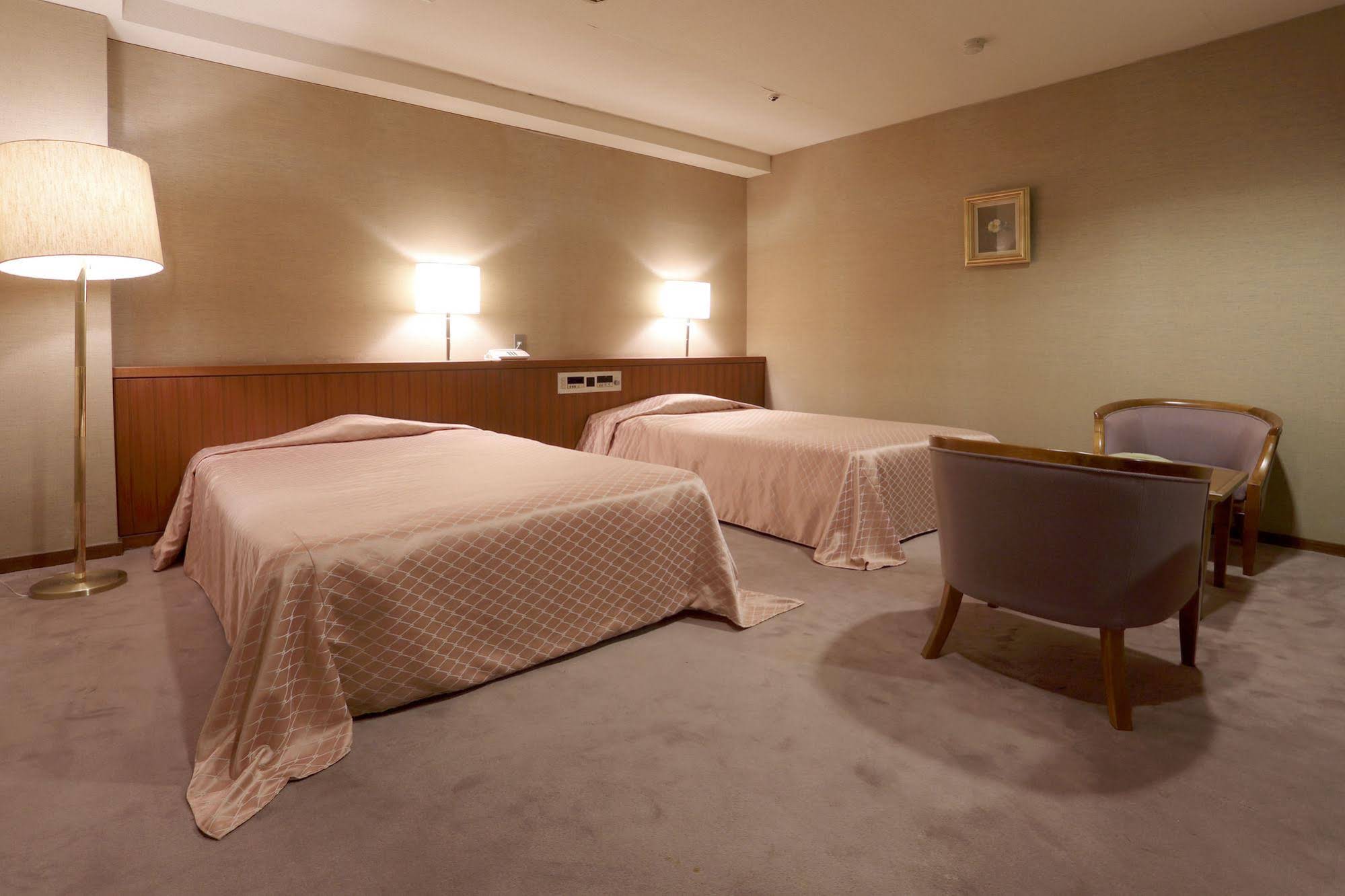 Kirakankou Hotel