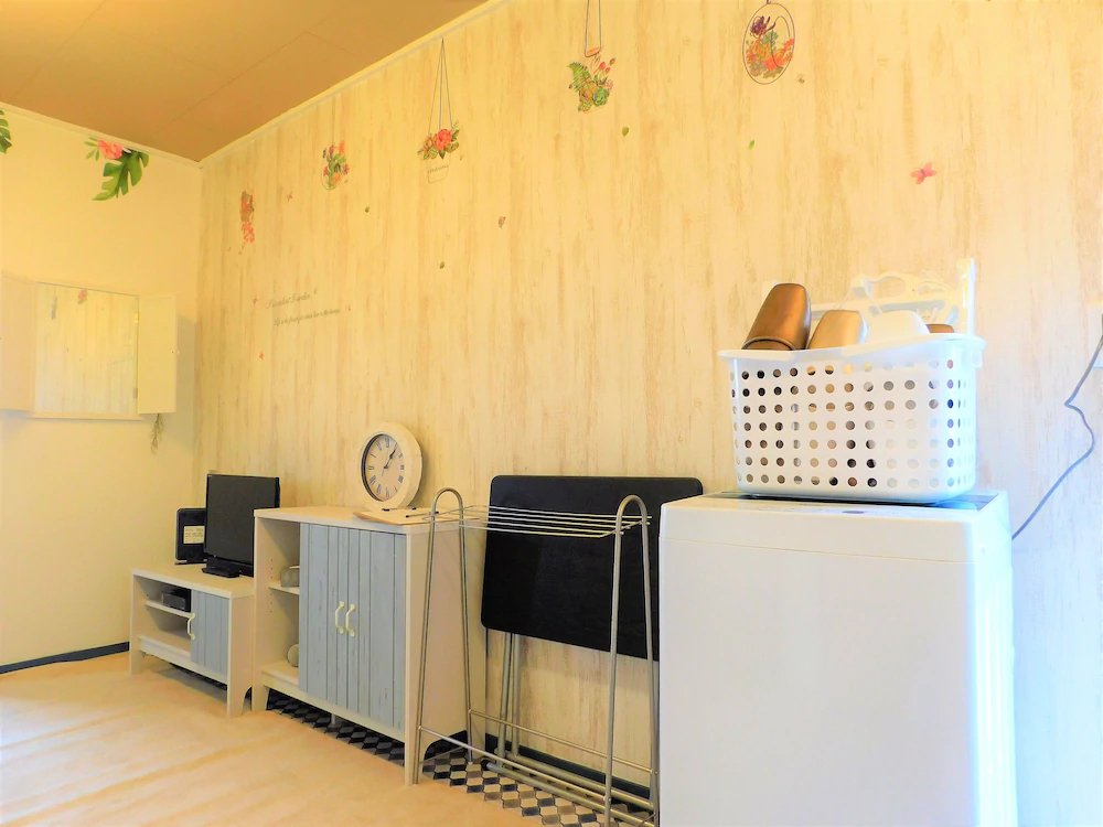 Martians Hotel Hayakawa