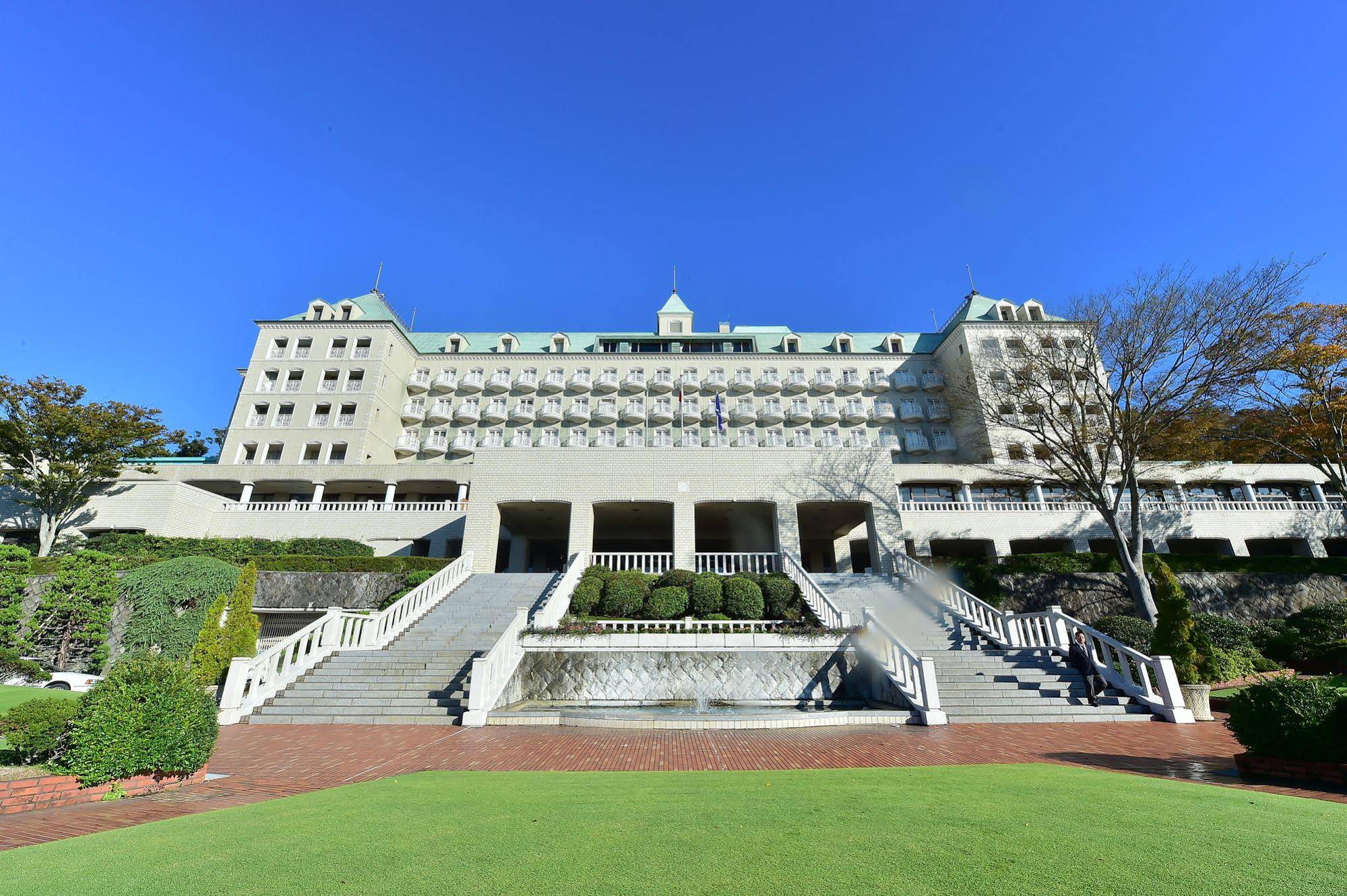 Shizuoka Country Hamaoka Course & Hotel