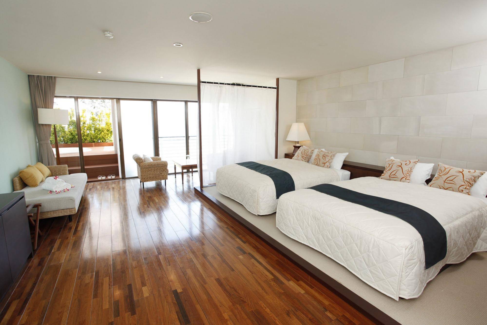Sayan Terrace Hotel & Resort