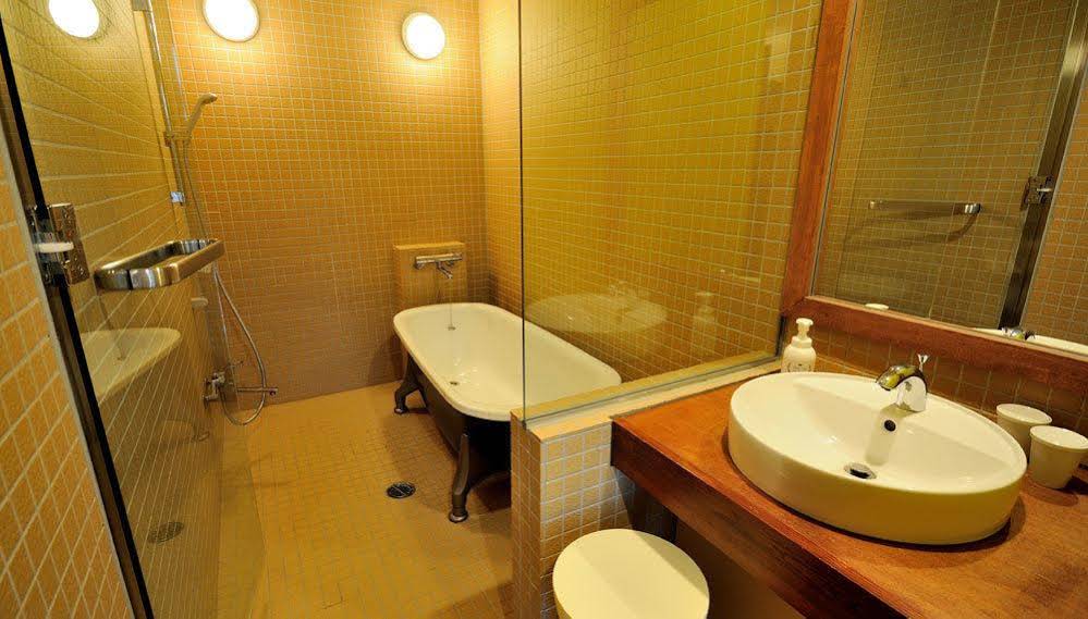 Sayan Terrace Hotel & Resort