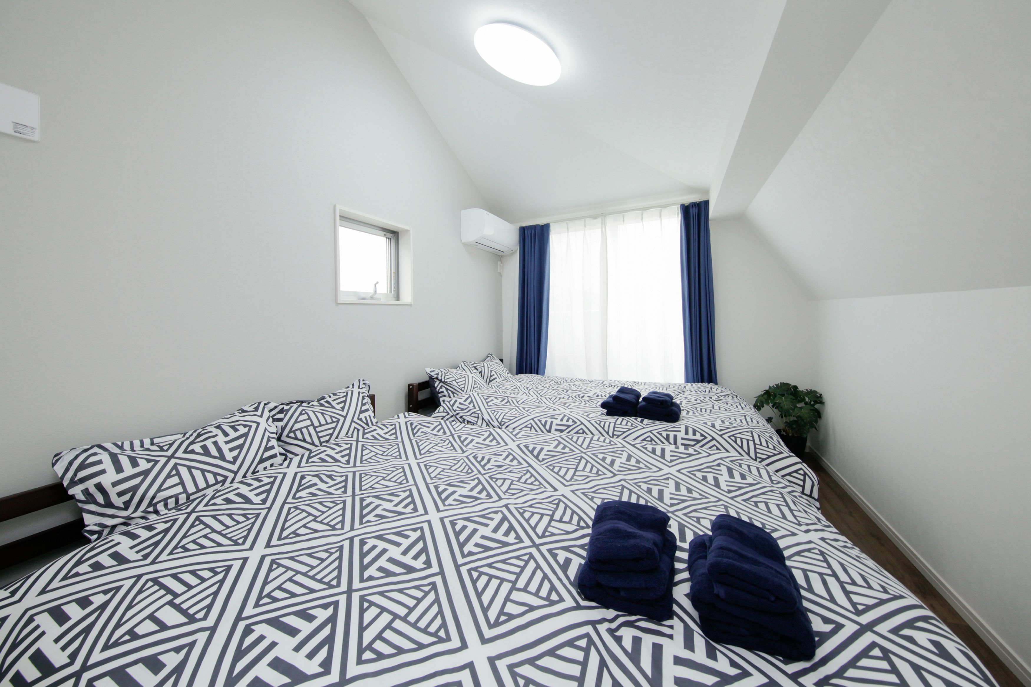 Higashi-Rokugo House WHITE