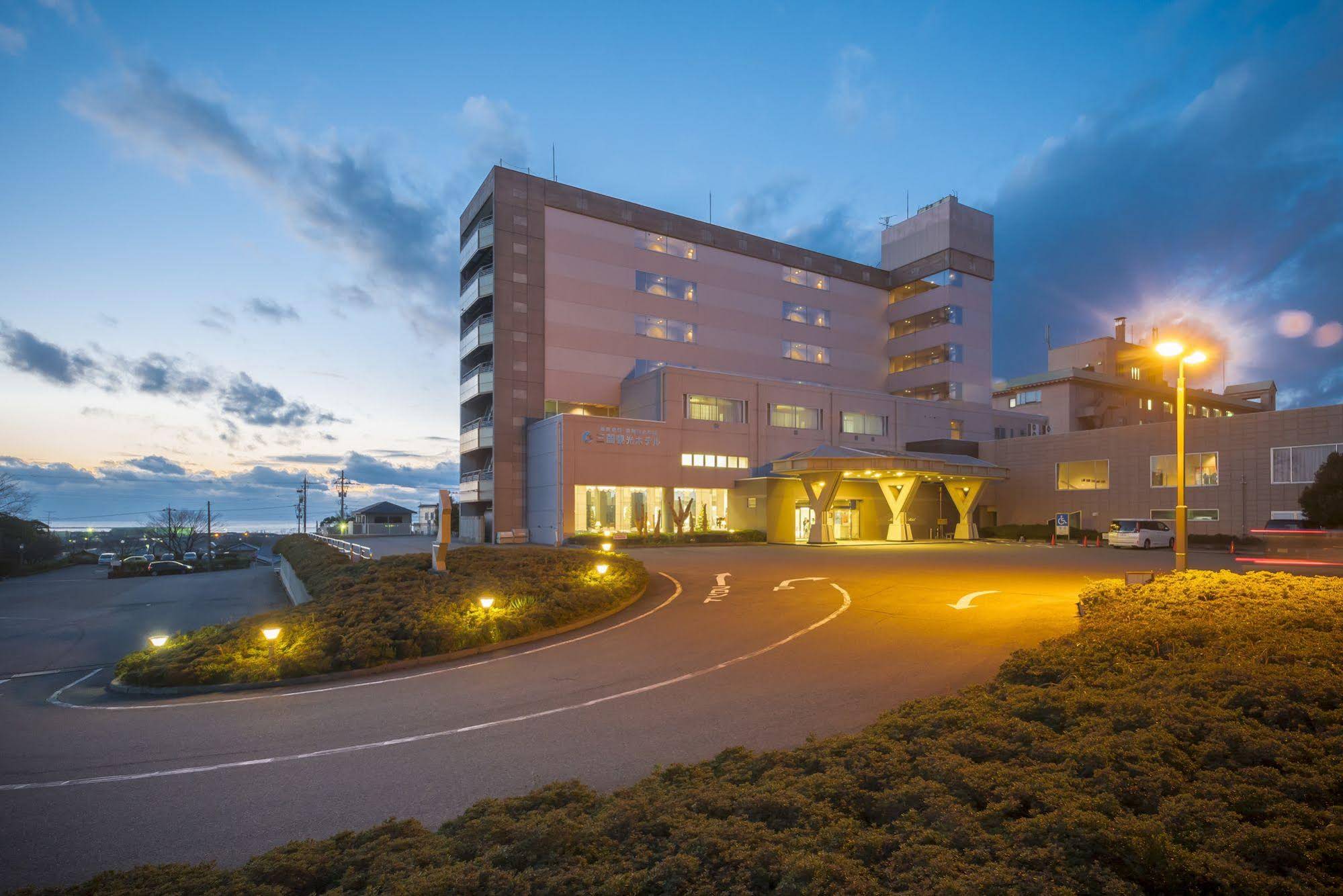 Mikuni Kanko Hotel