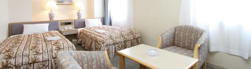 Tsukino Hotel