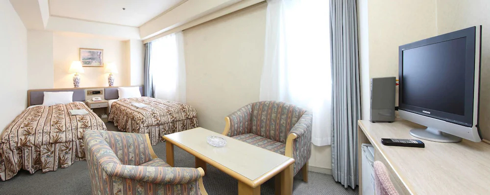 Tsukino Hotel