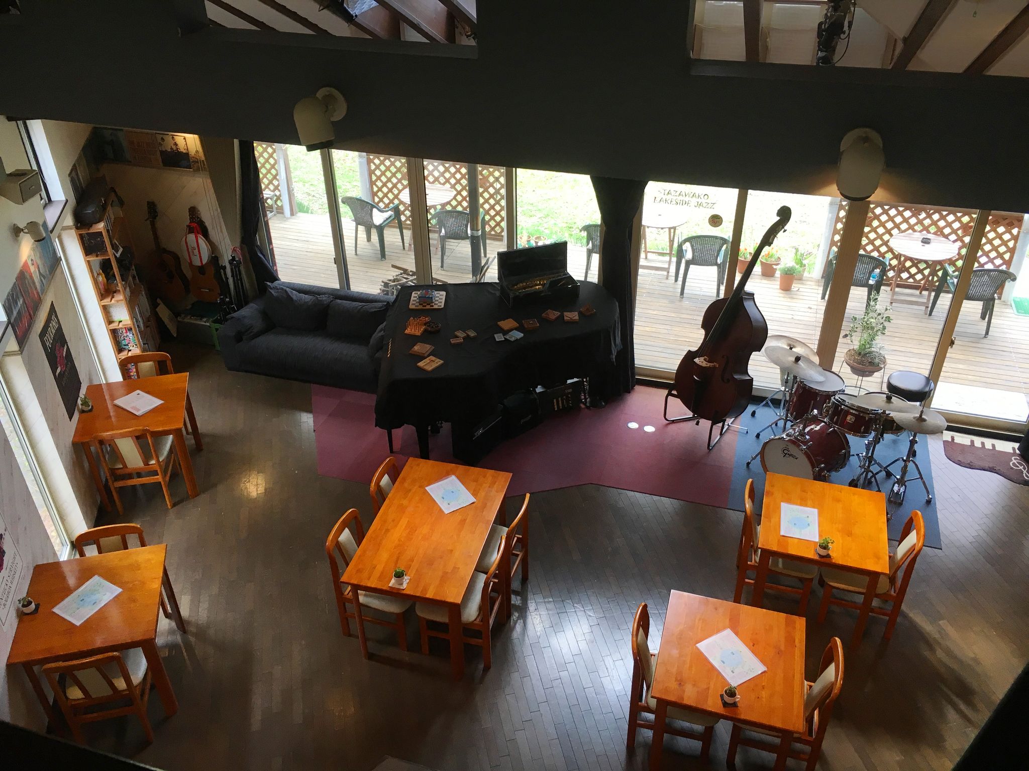 Cafe+Inn That Sounds Good
