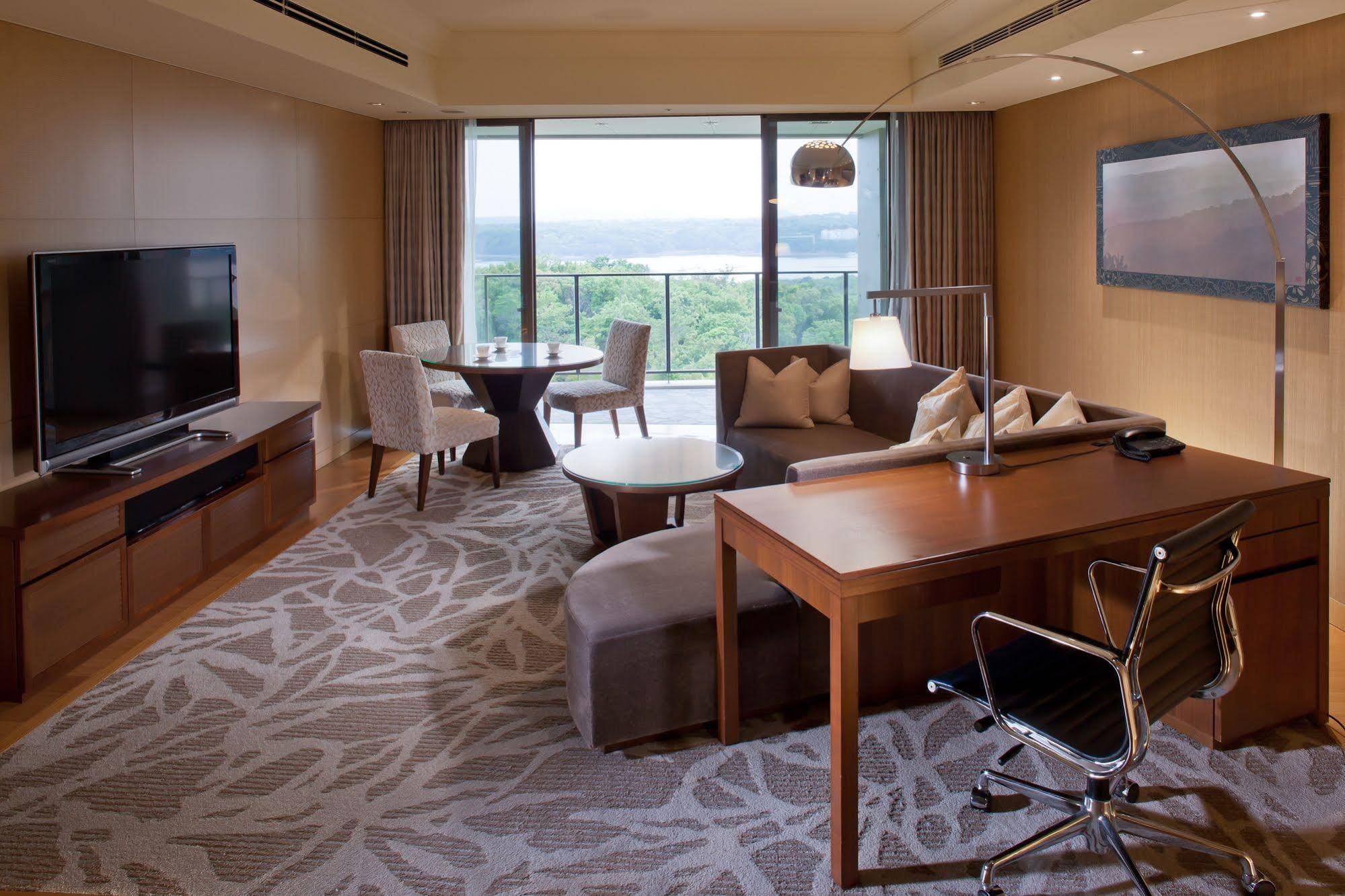 Shima Kanko Hotel The Bay Suites