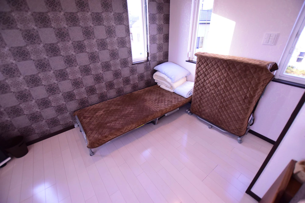 Shirahama House