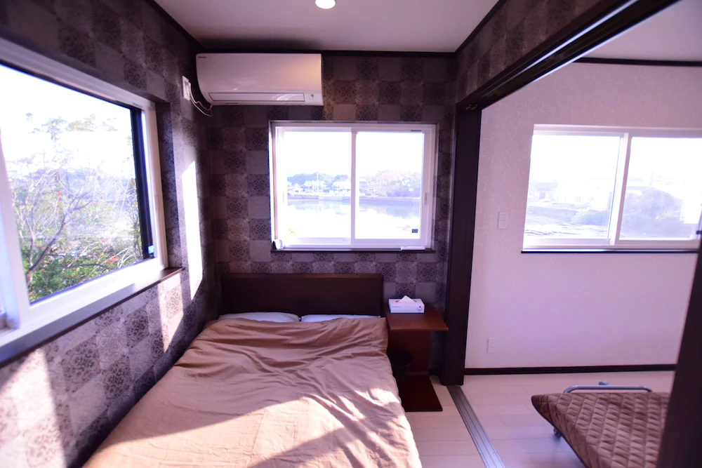 Shirahama House